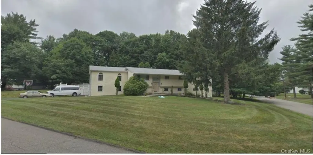 7 Eleanor Place Airmont NY 10952