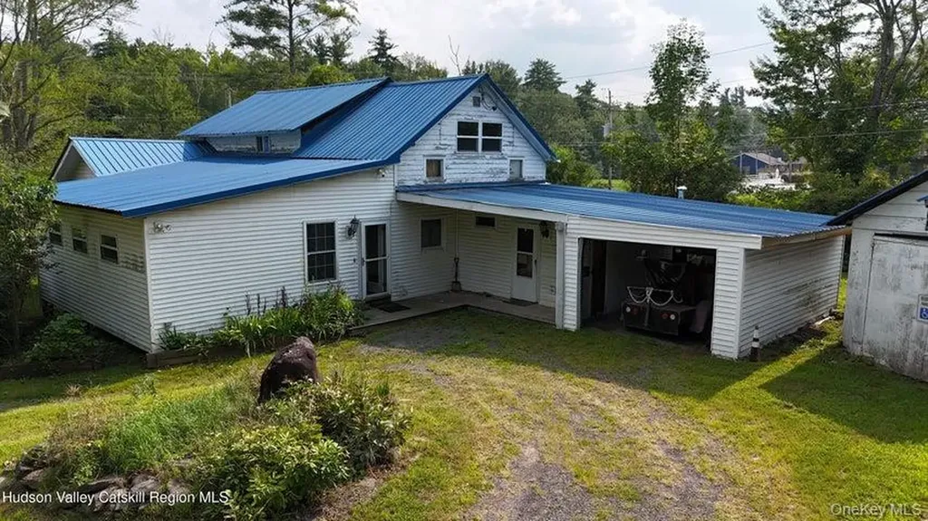 3076 State Route 28 Shokan NY 12481