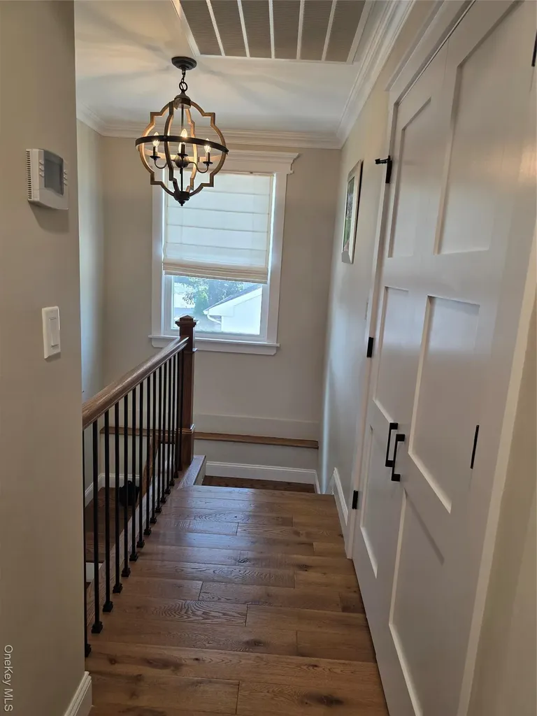 2593 Loftus Avenue Oceanside NY 11572