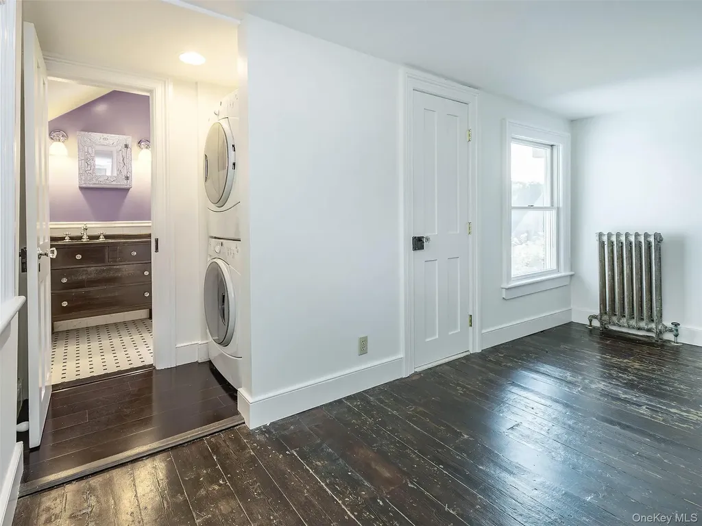 35 14th Avenue Sea Cliff NY 11579