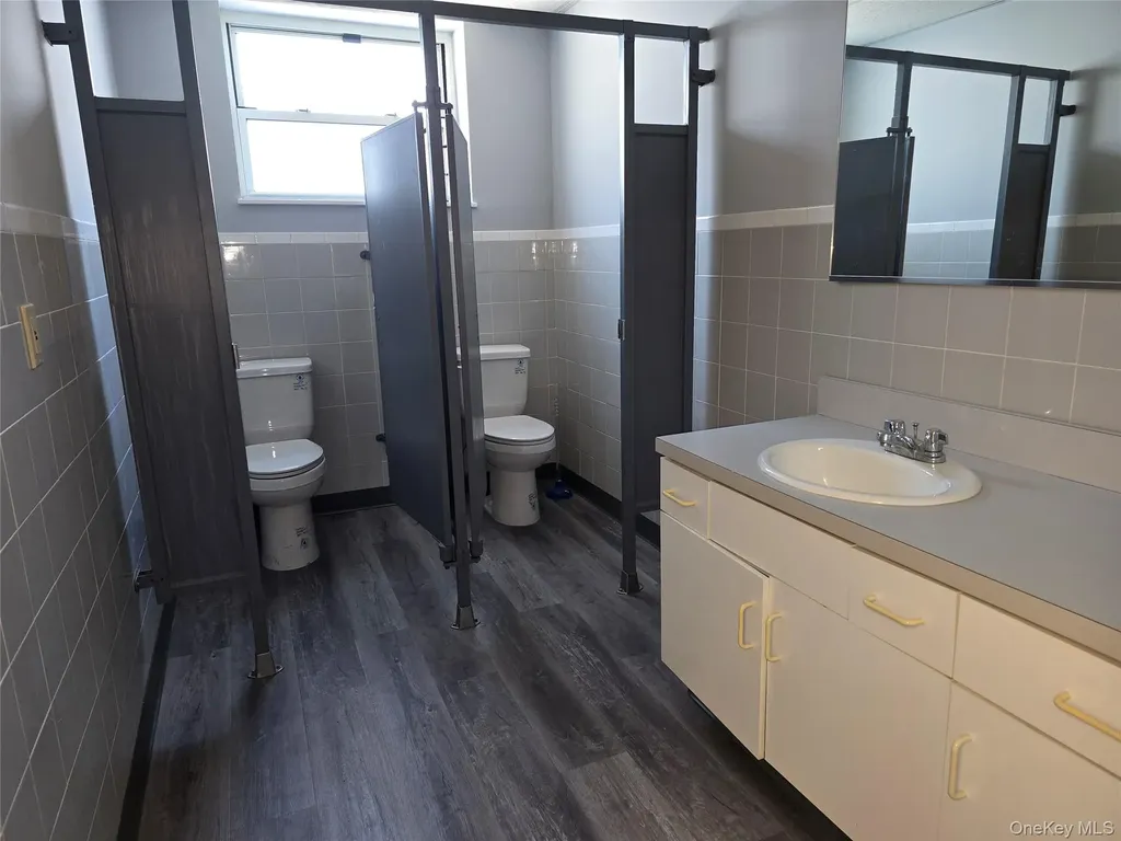 171 Deer Park Avenue Babylon NY 11702