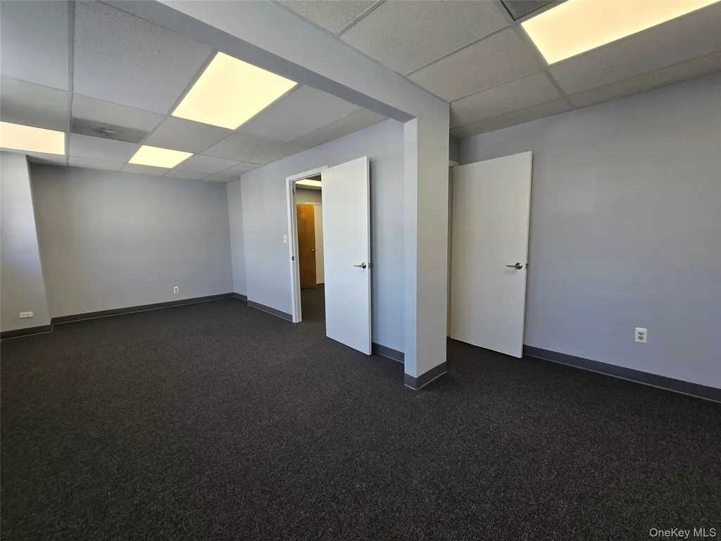 171 Deer Park Avenue Babylon NY 11702