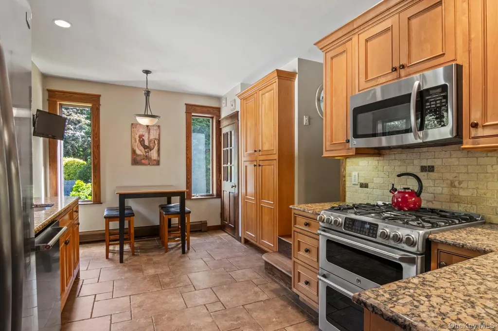 399 Ocean Avenue Massapequa NY 11758