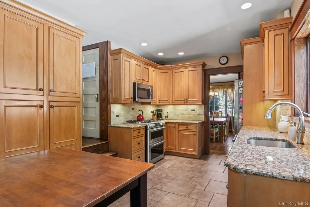 399 Ocean Avenue Massapequa NY 11758