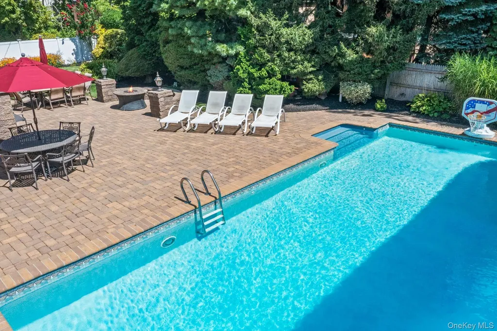 399 Ocean Avenue Massapequa NY 11758