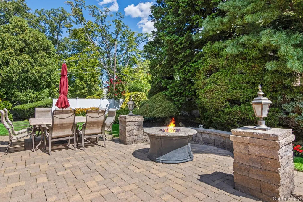 399 Ocean Avenue Massapequa NY 11758