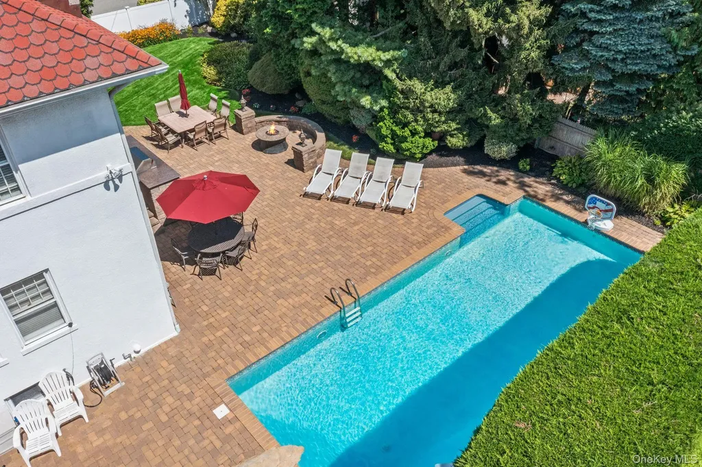 399 Ocean Avenue Massapequa NY 11758