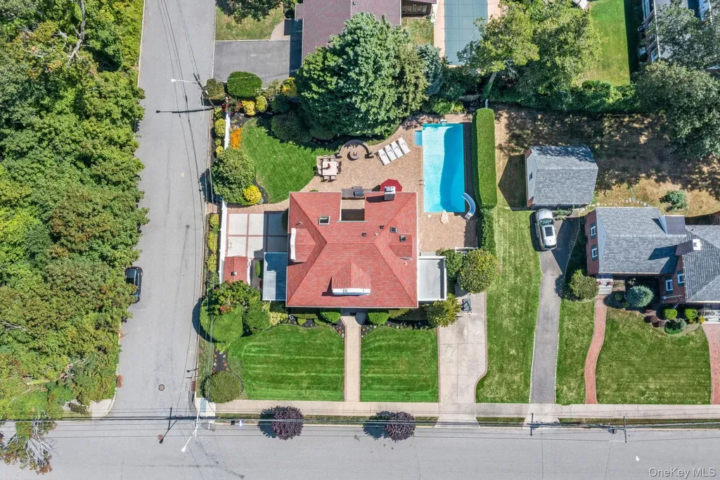 399 Ocean Avenue Massapequa NY 11758