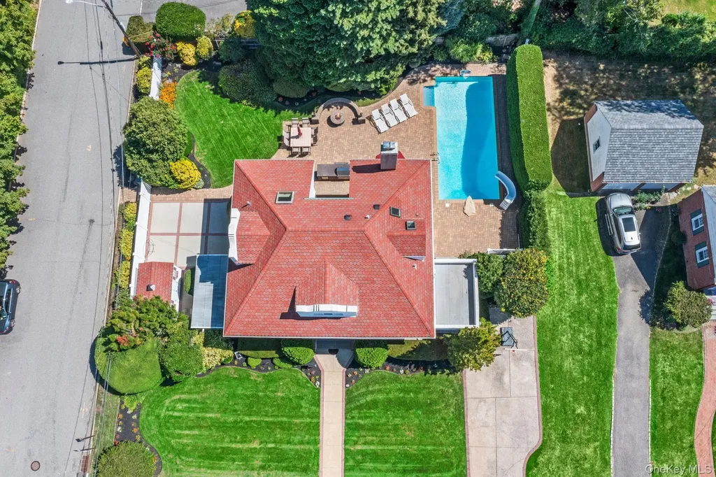399 Ocean Avenue Massapequa NY 11758