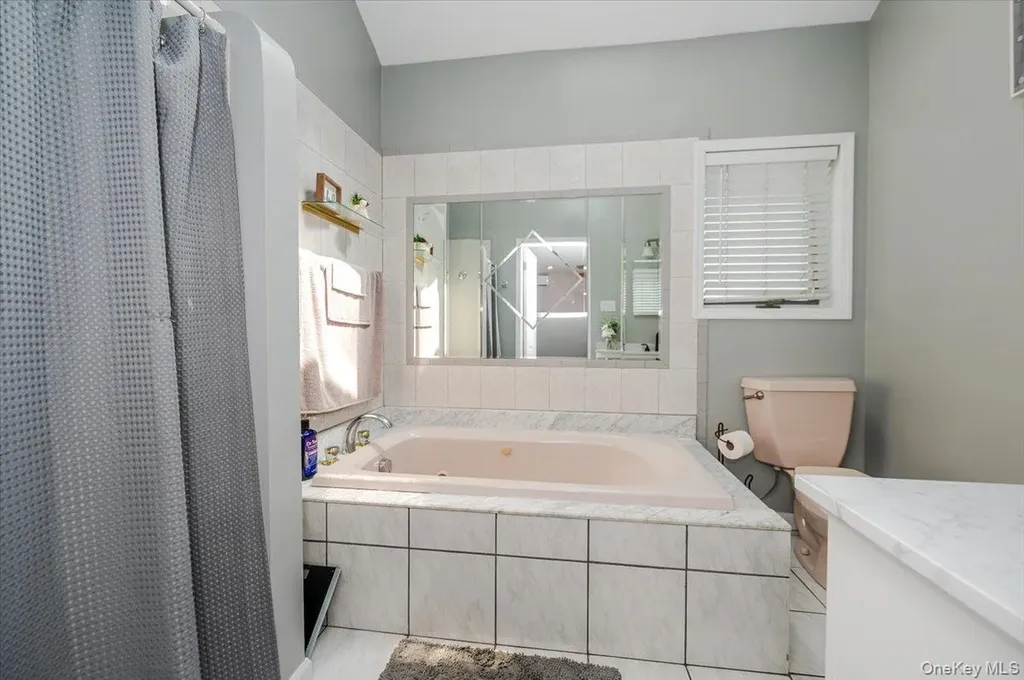 3218 Glennon Place Bronx NY 10465