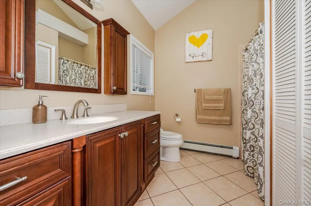 3218 Glennon Place Bronx NY 10465