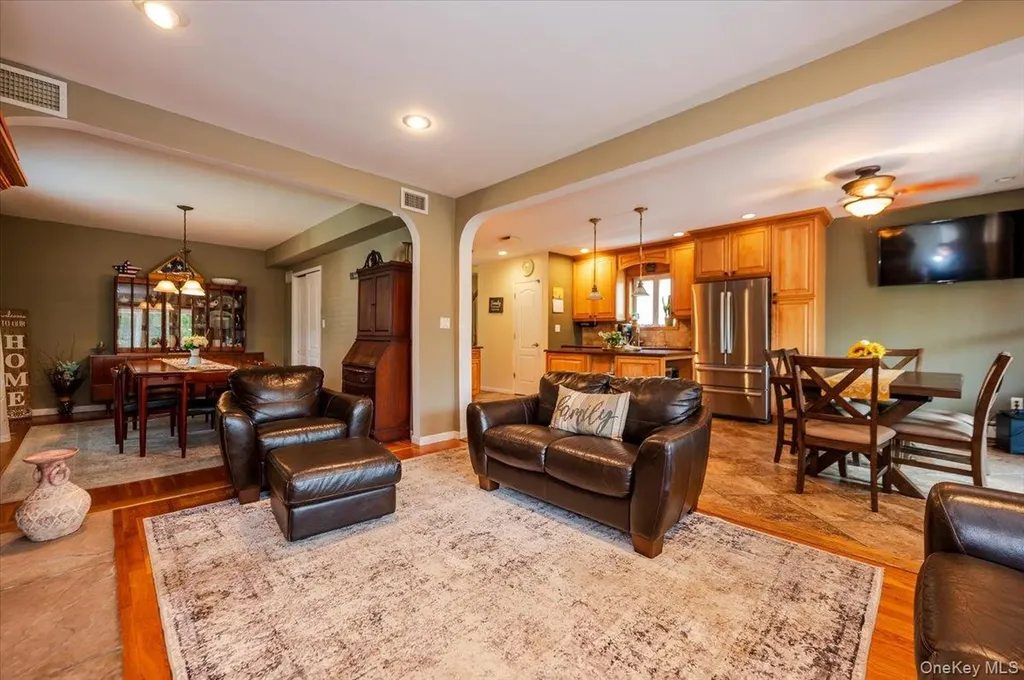 3218 Glennon Place Bronx NY 10465