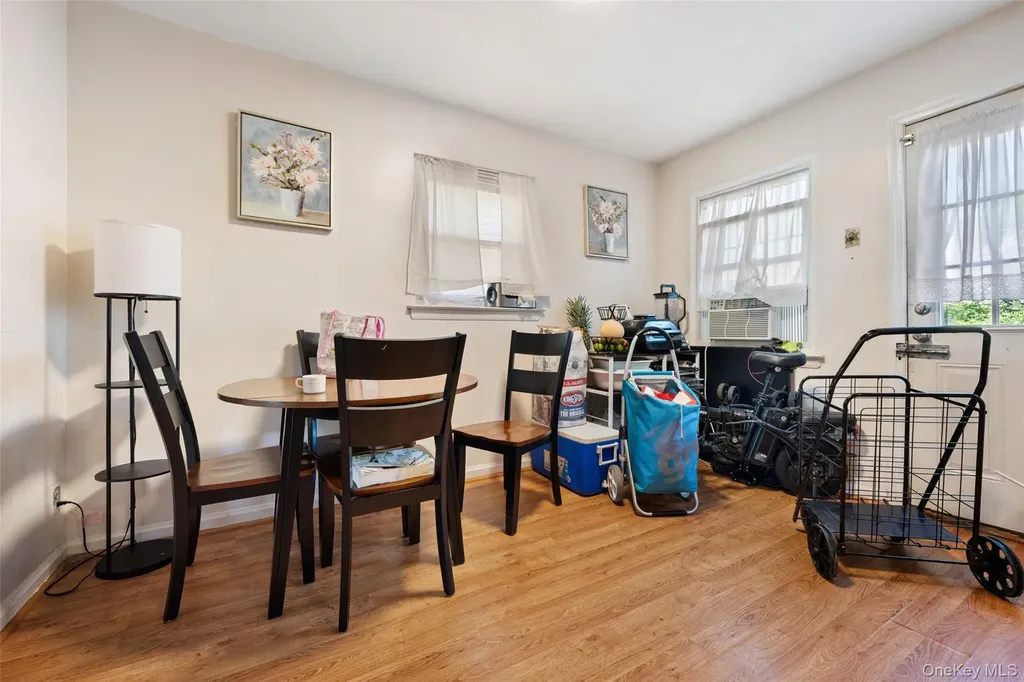 959 E 220th Street Bronx NY 10469