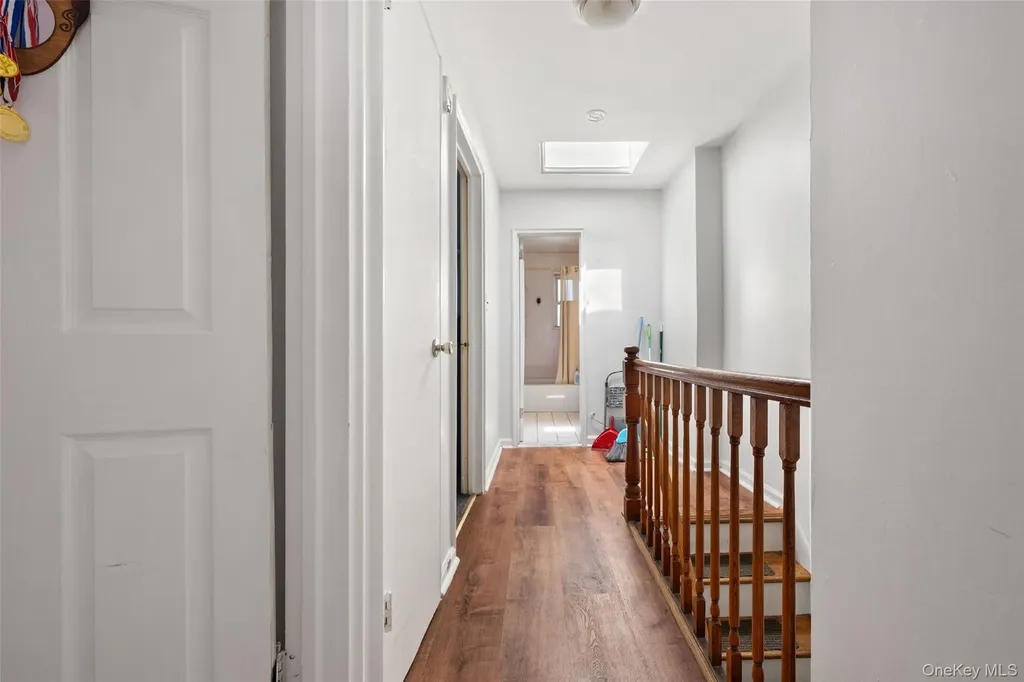 959 E 220th Street Bronx NY 10469