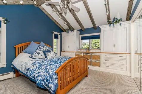 105 Howell Street Bellmore NY 11710