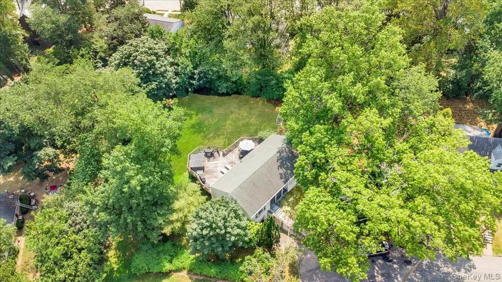 101 Cresthill Road Yonkers NY 10710