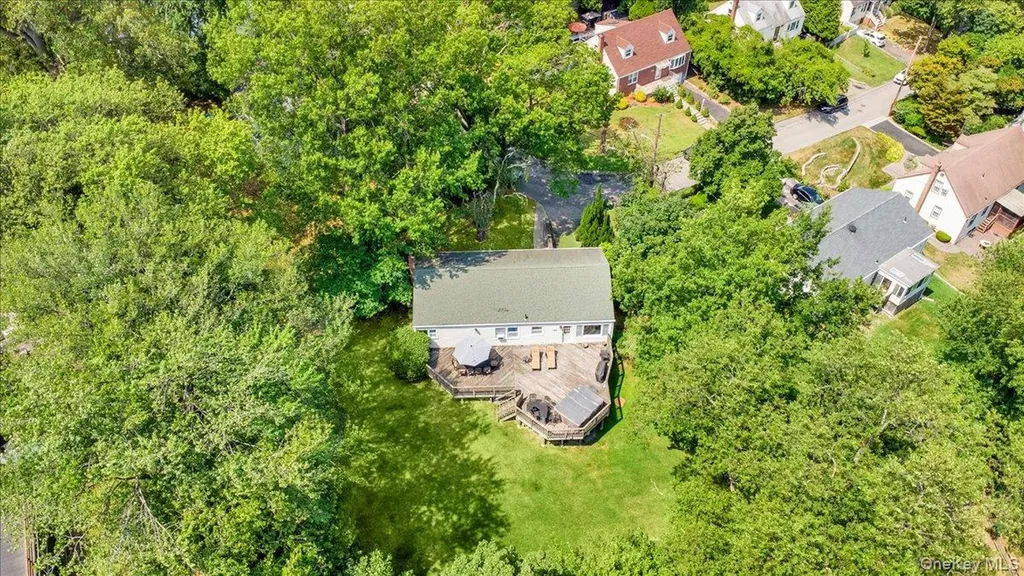 101 Cresthill Road Yonkers NY 10710