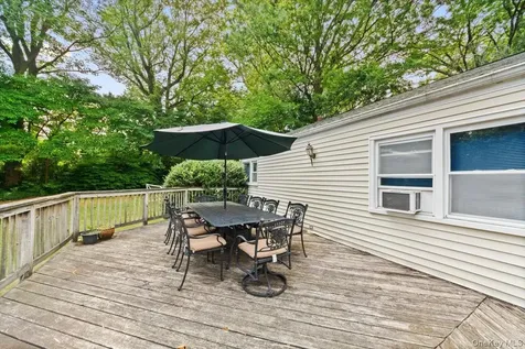 101 Cresthill Road Yonkers NY 10710