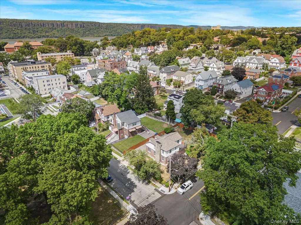 549 Park Avenue Yonkers NY 10703