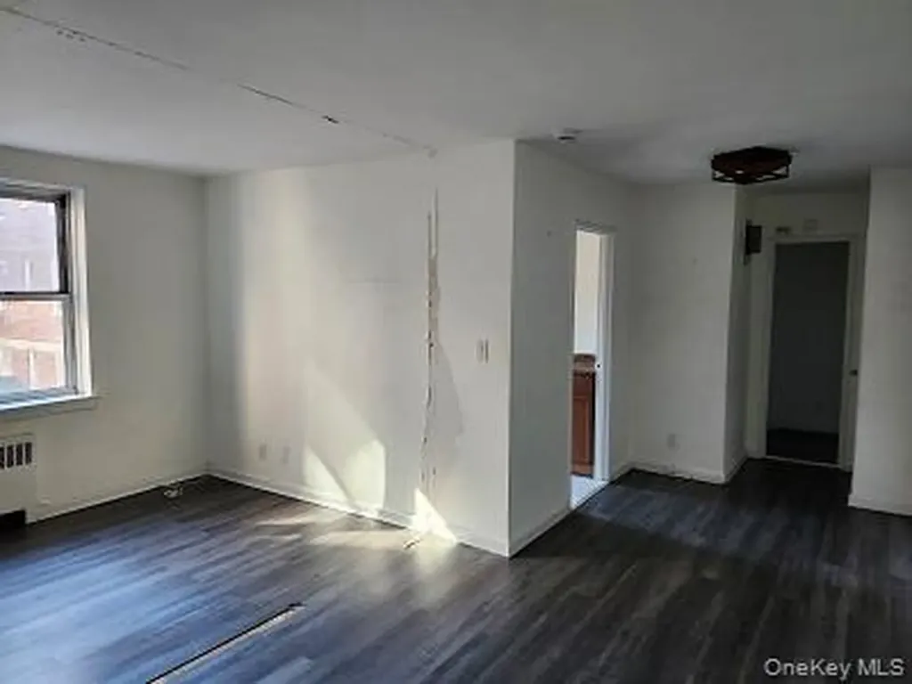 485 Bronx River Yonkers NY 10704