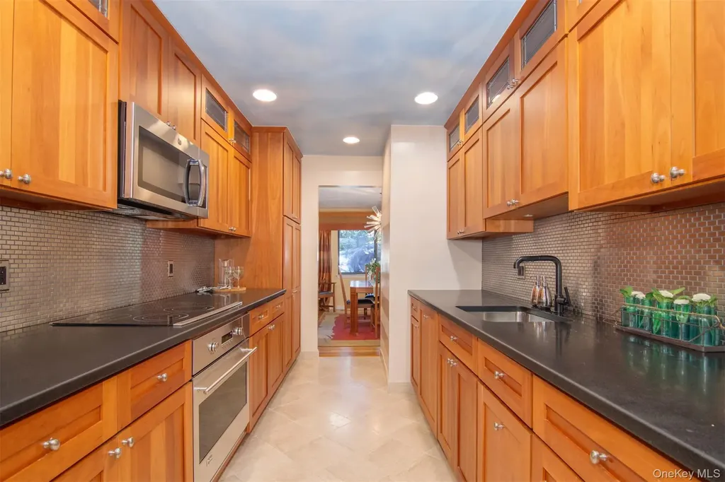 272 Birch Lane Irvington NY 10533