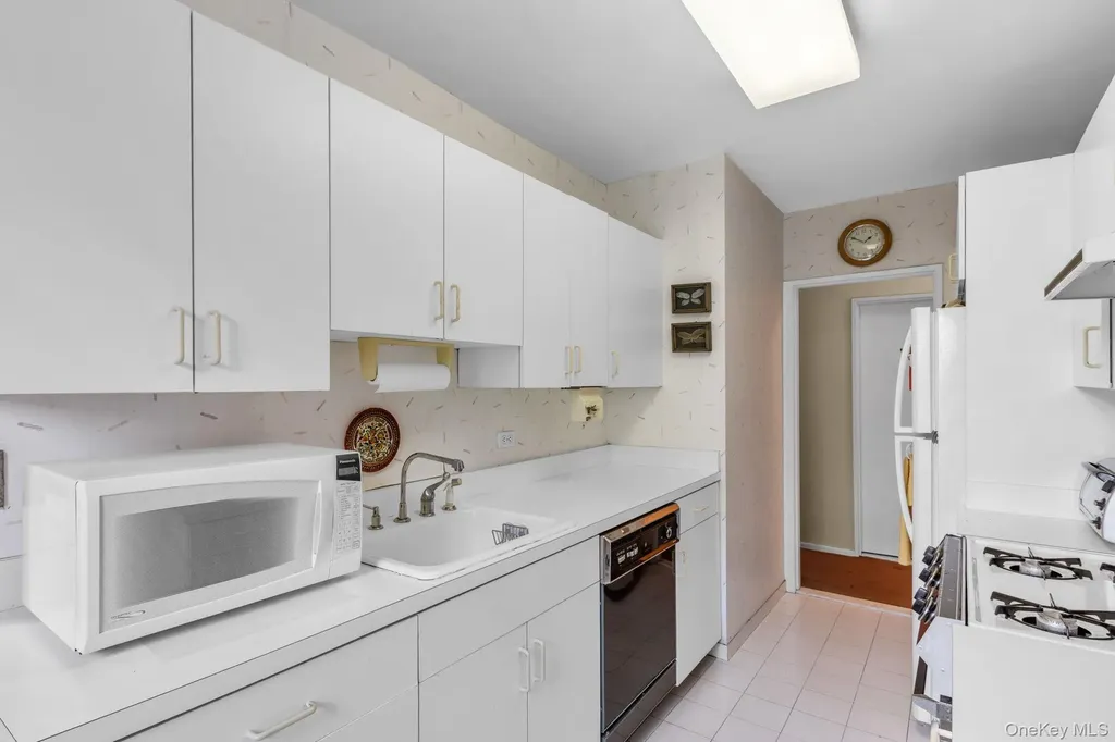 3901 Independence Avenue Bronx NY 10463