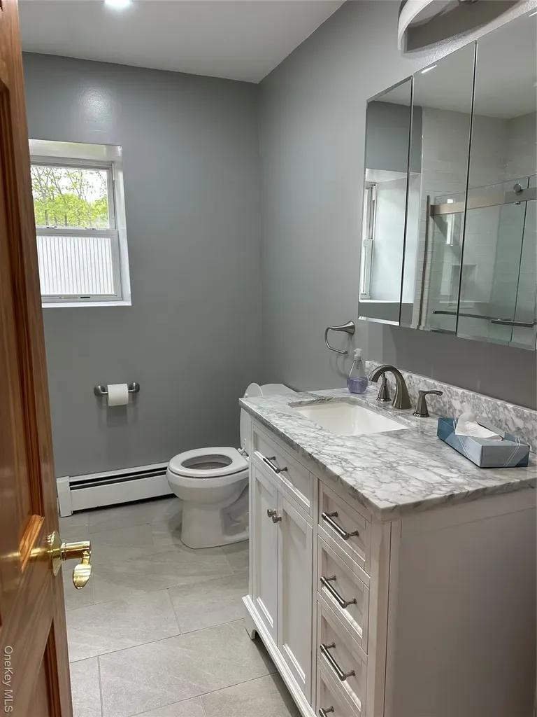 124 Dix Highway Dix Hills NY 11746