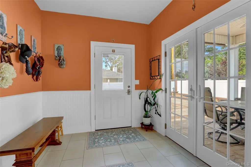 4 Middle Lane Jericho NY 11753