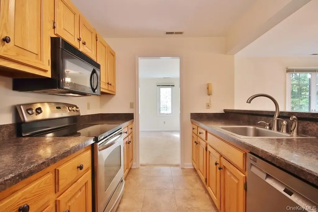 2807 Morgan Drive Carmel NY 10512