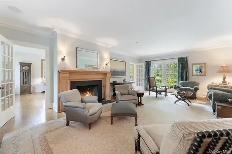 65 Garden Road Scarsdale NY 10583