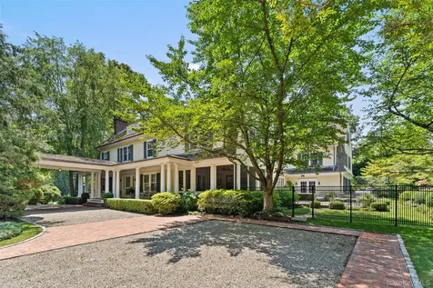 65 Garden Road Scarsdale NY 10583