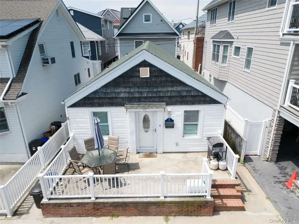 33 Minnesota Avenue Long Beach NY 11561