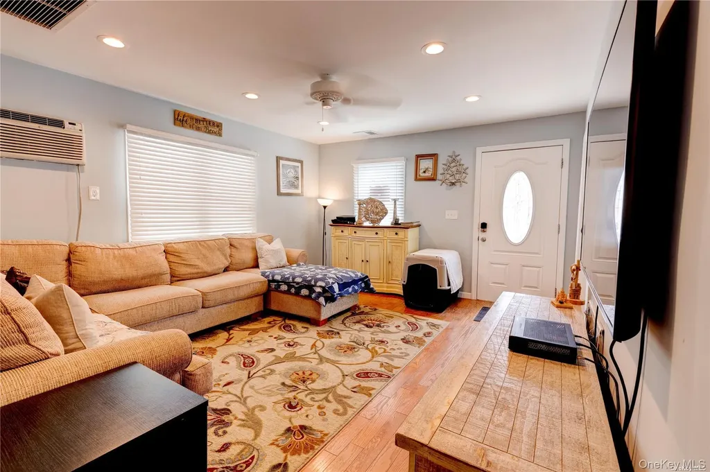 33 Minnesota Avenue Long Beach NY 11561