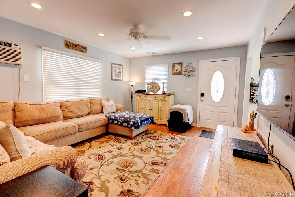 33 Minnesota Avenue Long Beach NY 11561