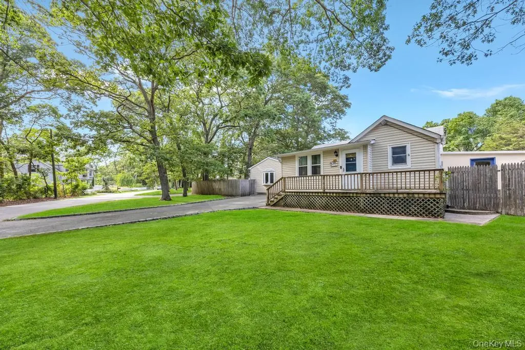 75 E Shore Drive Patchogue NY 11772