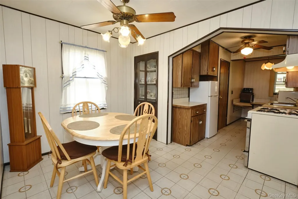 101 Hampton Avenue Albertson NY 11507