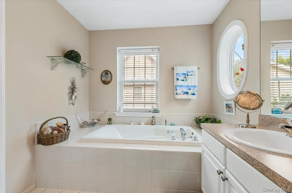 108 Joseph Lane Dix Hills NY 11746
