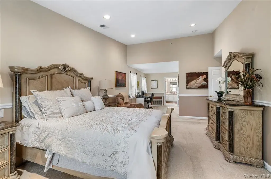 108 Joseph Lane Dix Hills NY 11746