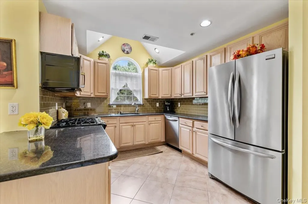 108 Joseph Lane Dix Hills NY 11746