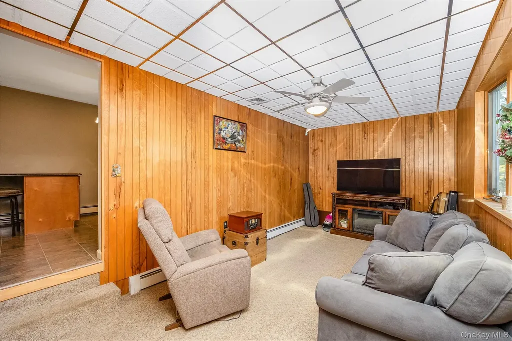 1340 Spur Drive S Islip NY 11751