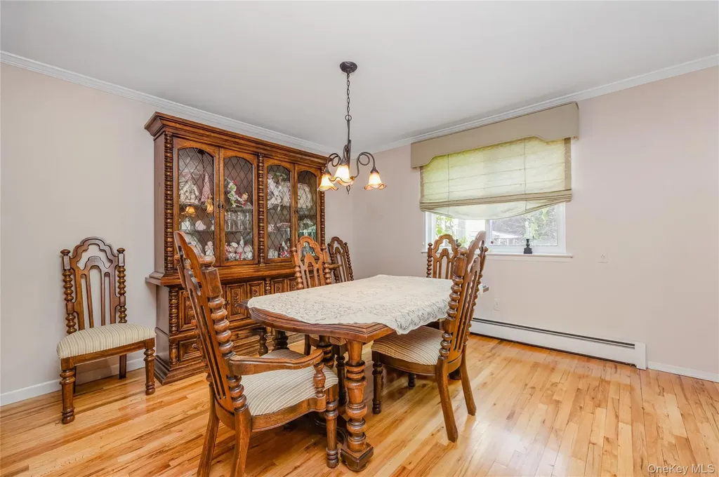 1340 Spur Drive S Islip NY 11751