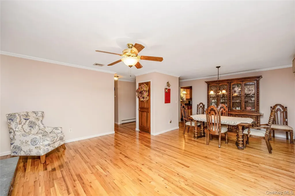 1340 Spur Drive S Islip NY 11751
