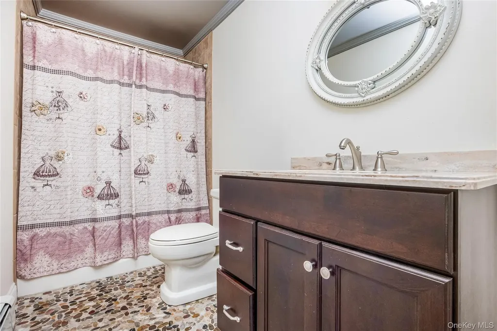 1340 Spur Drive S Islip NY 11751