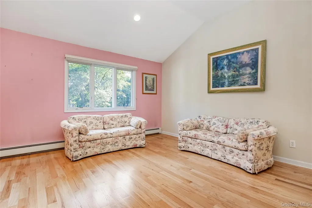 1340 Spur Drive S Islip NY 11751