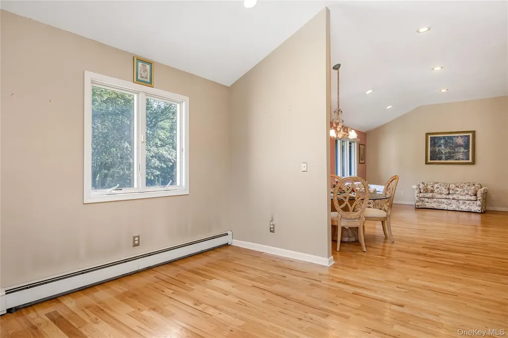 1340 Spur Drive S Islip NY 11751