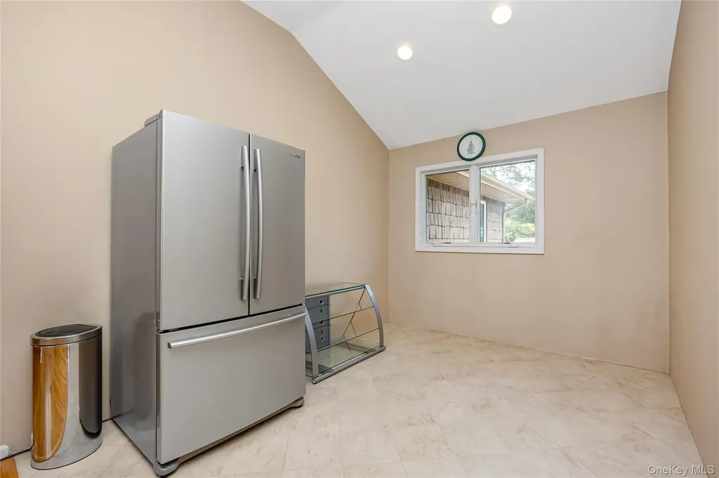 1340 Spur Drive S Islip NY 11751