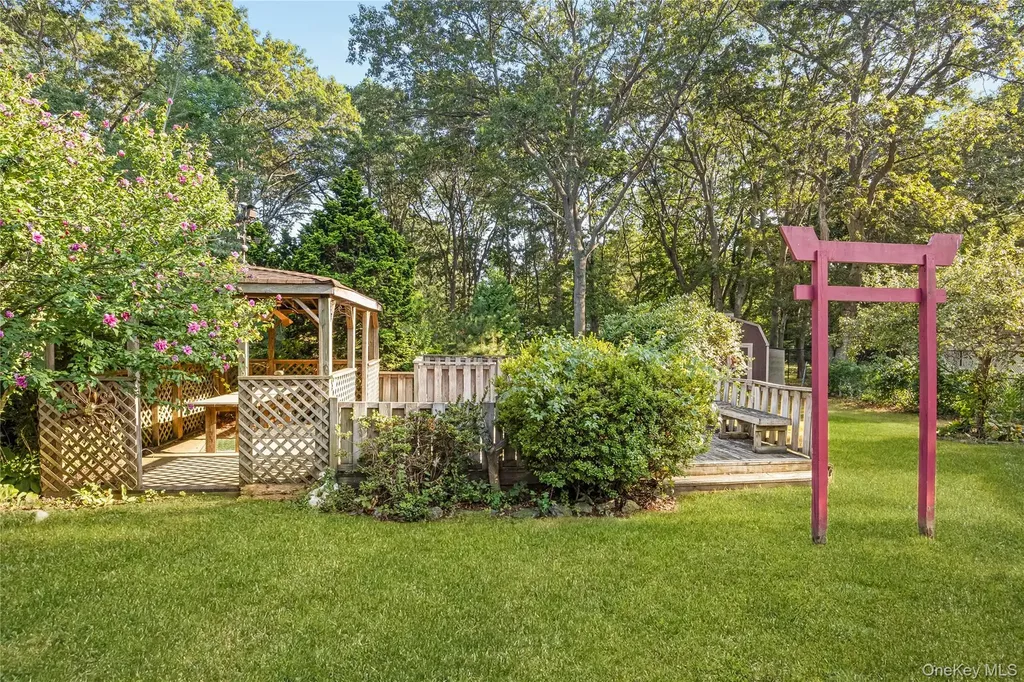 1340 Spur Drive S Islip NY 11751