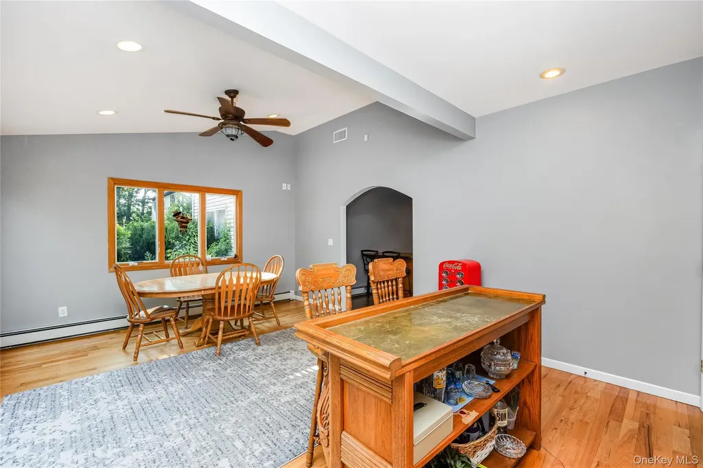 1340 Spur Drive S Islip NY 11751
