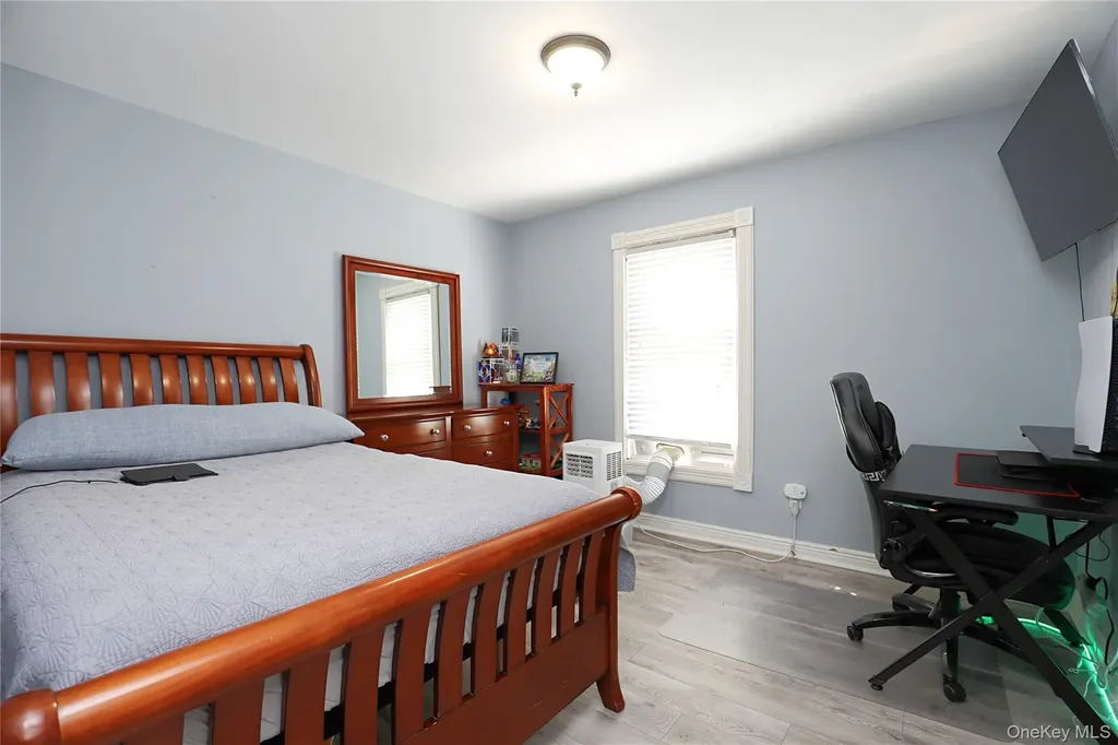 159 Smith Avenue Kingston NY 12401