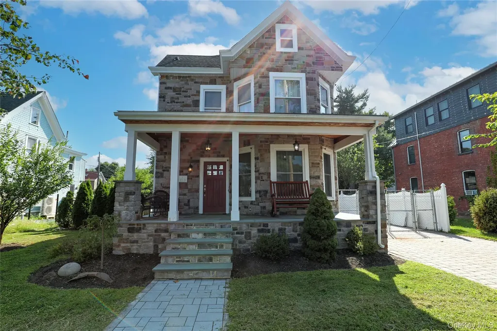 159 Smith Avenue Kingston NY 12401